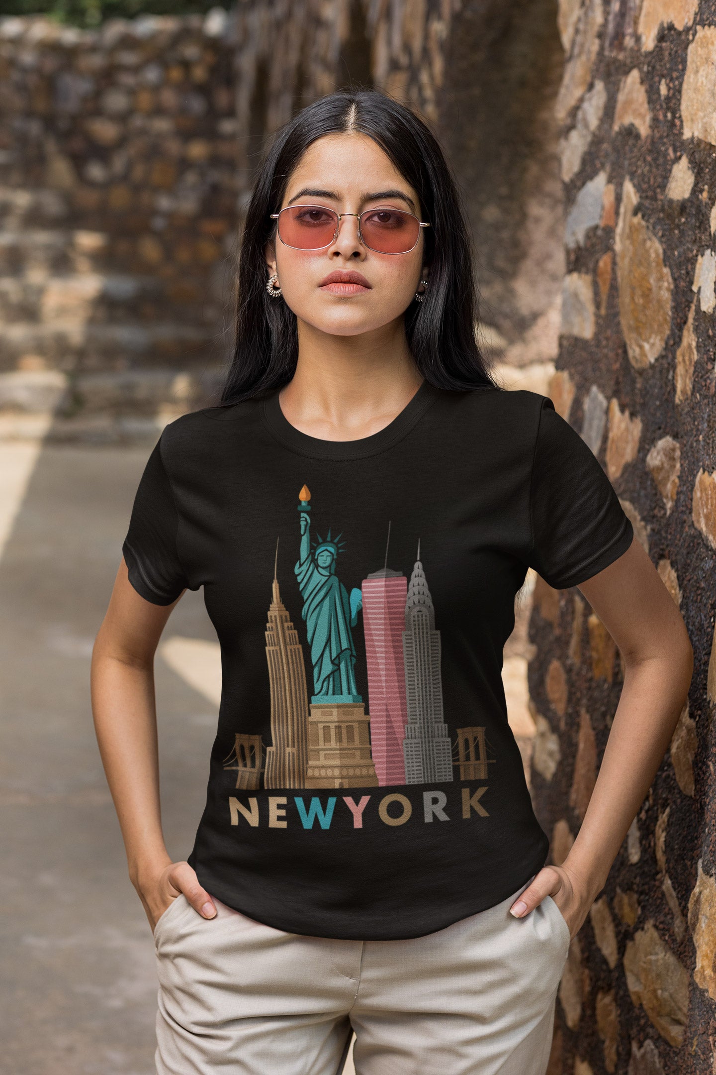 New York Skyline T-Shirt – Statue of Liberty & Empire State Design